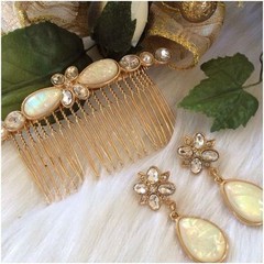 Vintage Inspired Opalesque Sparkle HAIR COMB Matching Pierced Earrings Gift Set