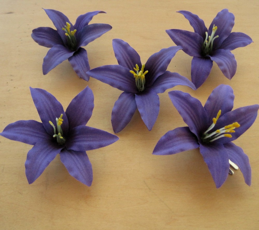 Five Pc. Lot 3.5 ” Purple Lily Silk Flower Hair Clips,Wedding, Prom, Dance, Luau