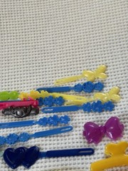 Vintage 1990’s Barrettes Claw Clips Bows Butterfly Hearts Flowers Animals 106
