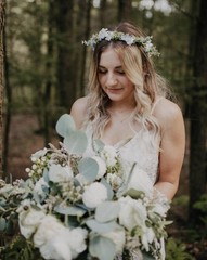 Vividsun Bridal Green Leaf Crown Bohemian 1 Count (Pack of 1), white flower
