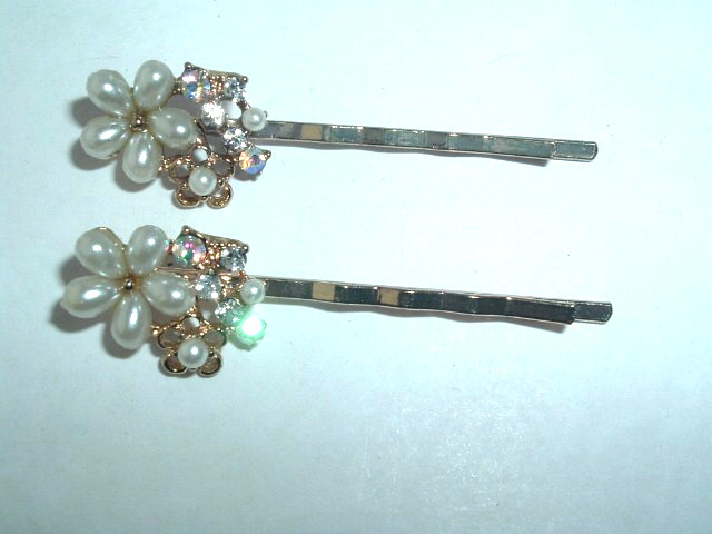 FAUX PEARL & RHINESTONE FLOWER GOLD TONE METAL BOBBY PINS UP DO HAIR ACCESSORY