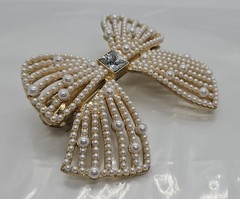 Faux Pearl Bow Barrette Metal Gold Tone 2″