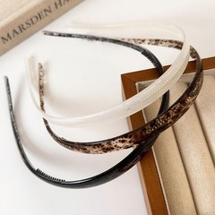 KOVOLITU 3 Pack Headbands Designed for 1 Count (Pack of 3), Black,White,Brown