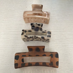 Set of 3 Large Plastic Hair Claw Clips Tortoise Animal Print Multicolor