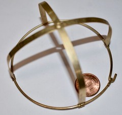 BUN HOLDER * BRASS HAIRPIECE * LATCH CLOSURE * DECORATE THIS * WEDDING * FLOWERS