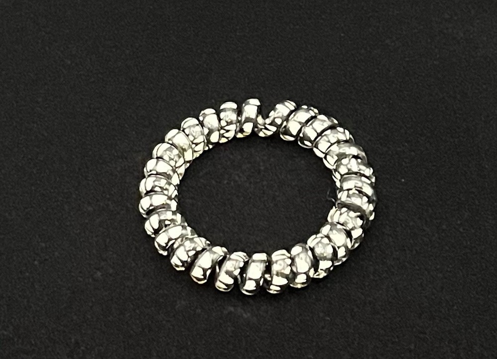 Black & White Hair Scrunchie Plastic Elastic Hair Bands Circle Spiral Hair Tie