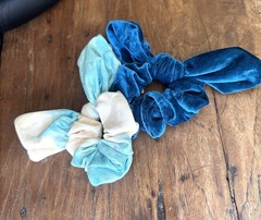 Set Of 2 Wired Scrunchies/ Plush