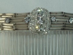 VINTAGE OBLONG BEADED & RHINESTONE PLASTIC SLIDE HAIR COMB