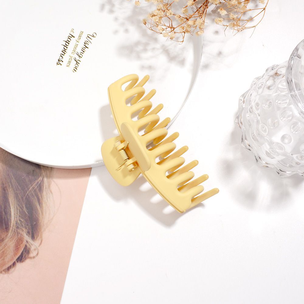 Korean Coffee Hair Claws – Large Claw Clips Plastic Hairpins Women Headdress 1PC