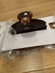 Alo Yoga brown tortoise shell and black 90s Hair Claw Clip NWT 2 pack