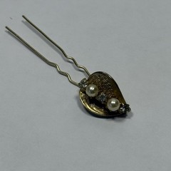 Gold Toned Decorative Hair Pin Tear Drop Pearl & Diamond Costume Jewlery