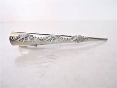 Silver tone metal filigree alligator hair claw clip clamp