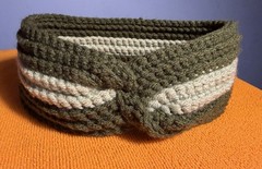 Hand Made Crocheted 100 Percent Acrylic Twisted Headband ( SIZE — SMALL/CHILD )