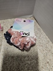 Scunci Lot Of 12 Assorted Hair Accessories