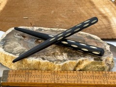 PAIR of 5″ Hand Carved Buffalo Bone Black and White Natural Hair Sticks–2321.25
