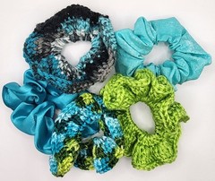 Handmade Scrunchie Set Lot of 5 Crochet Fabric Hair Ties Green Turquoise Black