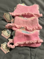 Claire’s Sanrio Hello Kitty Multicolor Fuzzy Plush with Bow Stretch, Mask.