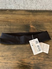 NWT Lululemon Headband Fly Away Tamer One Size. Black