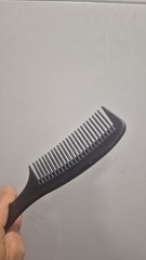 Used Professional Black Hair Comb – Durable Styling Tool for Salon & Home Use