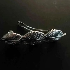 Minimalistic silver tone leaf metal womens barrette Decorative accent hair clasp