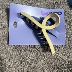 Claire’s Beige Black Matte Loop Hair Claw Clip Modern Minimalist Style New