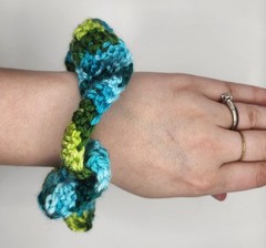 Handmade Scrunchie Set Lot of 5 Crochet Fabric Hair Ties Green Turquoise Black