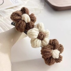 Knitted Flower Decor Hair Claw Clip Women Daily Hairstyling Hair Accessory