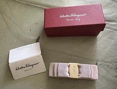 NEW – Salvatore Ferragamo Vara Ribbon Barrette Pink with Gold-Tone Accent