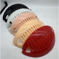 18 Vtg Hair Cincher Combs GOODY TZERS, Taiwan. Hair Raisers, wings Hollywood