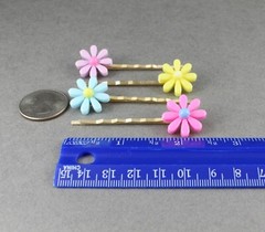 4 daisy flower Gold 4 bobby bobbi hair pins barrette set pink blue purple yellow