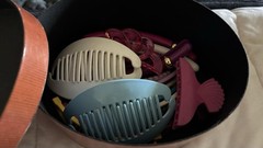 15 1980s TZERS Hair Cincher Banana Comb Clips Acrylic Shell coastal Grandmother