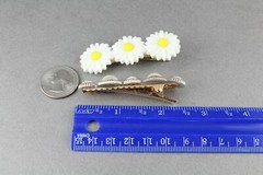daisy flower faux pearl 2.5″ wide barrette alligator hair clip set of 2