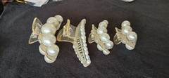 4pcs Clear Plastic Hair Clips with Faux White Pearl Accents