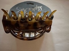 Women’s Hair Accessories Mixed Lot Of 6 Claw Clips/Barrettes S/M/L Hair