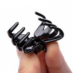 24 Pcs Mini Octopus Hair Claw Clips – No-Slip Styling Accessories for Thin Hair