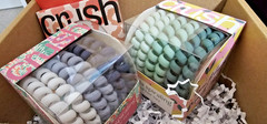 Crush Beauty Lot: 2x Kinda Spiraling Coil Hair Ties & Compact Pocket Mirror NEW