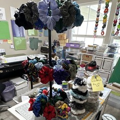 Multicolor Faux Fur Fabric Scrunchies for Women, Ruffled Hair Accessories