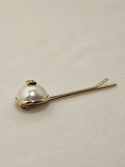CAMPAIGN – BALMAIN HAIR Anniversary 18-karat Gold Plated & Pearl Hair Clip