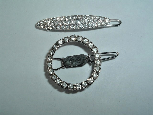 VINTAGE SMALL RHINESTONE SILVER TONE METAL POST CLIP HAIR BARRETTES