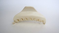 Blonde creme white acrylic hair claw clip for fine, thin hair