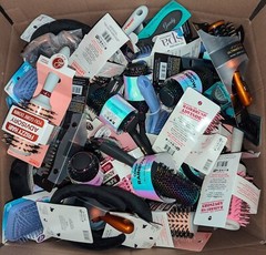 375CT ASSORTED NAME BRAND HAIR ACCESSORIES HAIR BRUSHES INCLUDED SEE DESCRIPTION