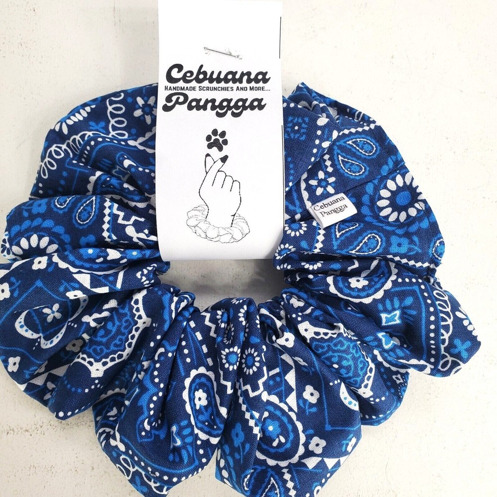 Handmade Women’s Scrunchies size XL Blue Cotton Fabric Bandana Print New