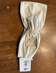 Lululemon Ribbed Nulu Twist-Front Headband, White, One Size (LW9FOES)