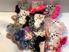 Scunci Hair Scrunchies 2 per Card Choose your Accents Style Color