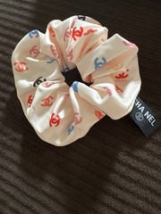 Chanel Novelty Beauty Chanel Beaute Hair Accessory Silk Scrunchie Hair Tie