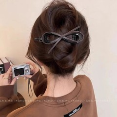 Elegant Leather Bow Twist Hairpin For Women Girls Sweet Hair Ornament