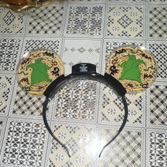 Disney LED Light-Up Oogie Boogie Ears Headband Black Green Yellow Spiral