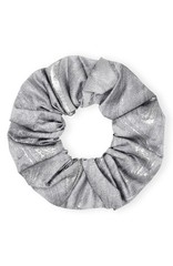 Ganni L94324 Shiny Jacquard Scrunchie in Sharkskin Silver
