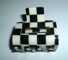 BLACK AND WHITE LUCITE CHECKERBOARD HAIR CLAW CLIP NWT