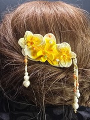 Crafted Glass Beaded Yellow White Asian Inspire Orchid Hair Comb Carnelian Style